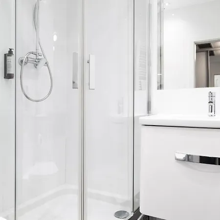 Househost Plac Na Groblach 5 *