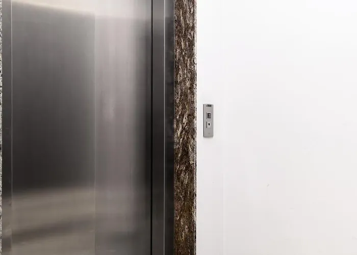 Househost Plac Na Groblach 5 Krakow